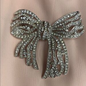 St. John Beautiful Silver tone Rhinestone Large Bow Brooch Pin
